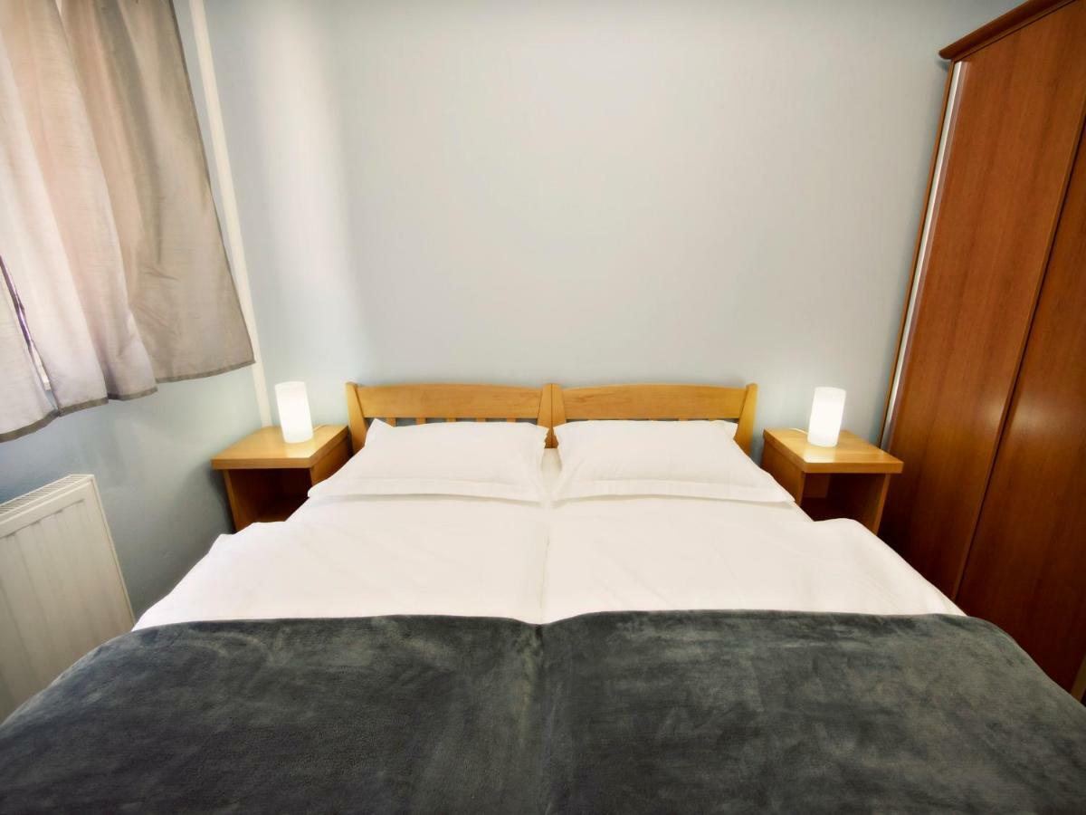 Apartmani Fortuna Zlarin Zewnętrze zdjęcie